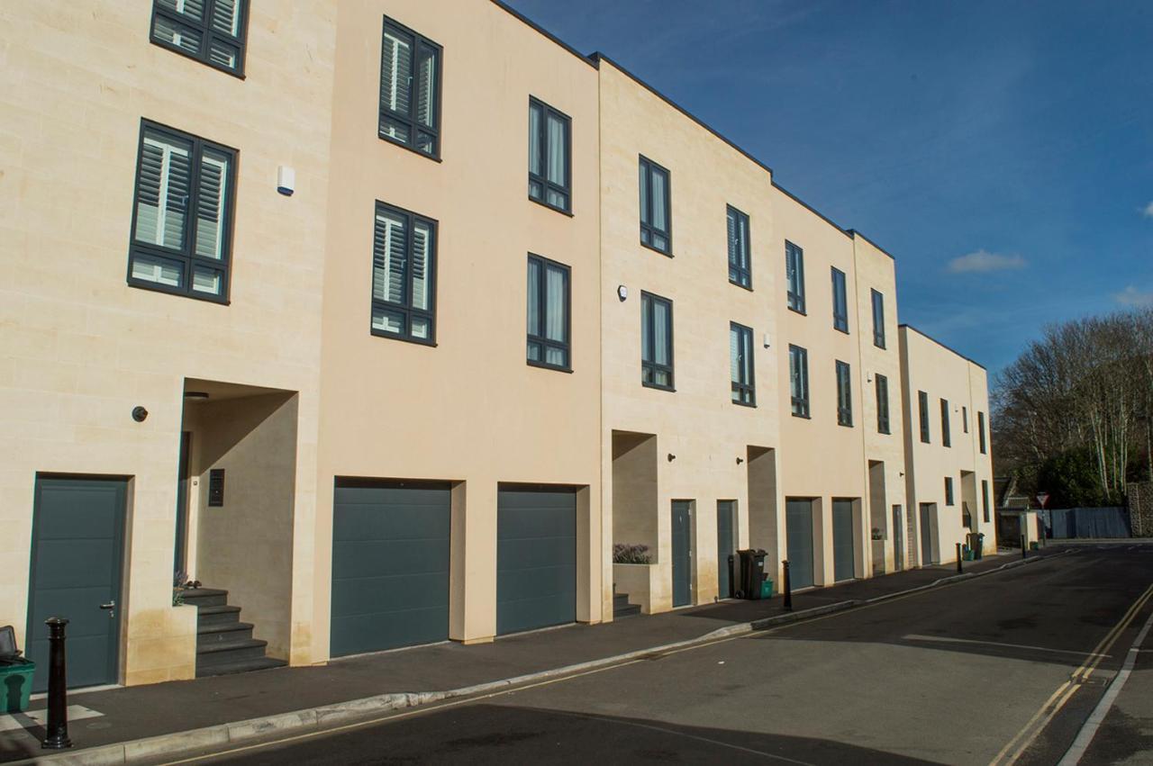 Solar Sanctuary- Skyline Balcony, City Centre, Three Floors, King Beds, Netflix And More! Bath Exterior foto